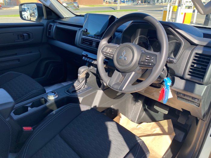 2026 MITSUBISHI Triton GLX+