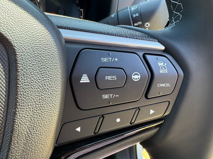 2025 Isuzu MU-X LS-T