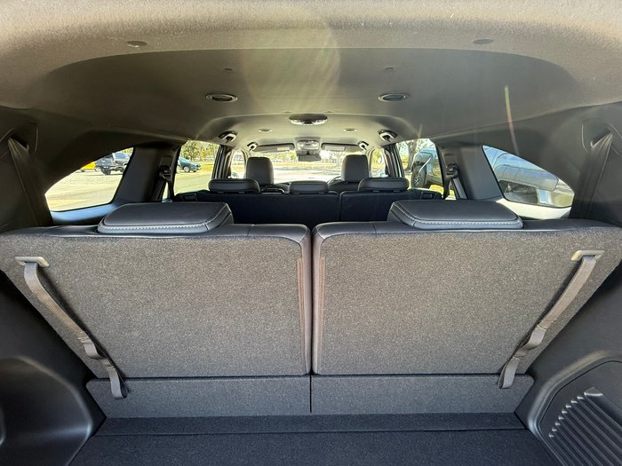 2025 Isuzu MU-X LS-T