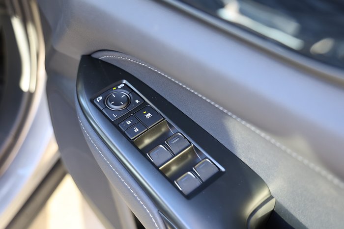 2025 Lexus NX350H NX350h Luxury 2.5L Hybrid Auto CVT Wagon 2M00500 001