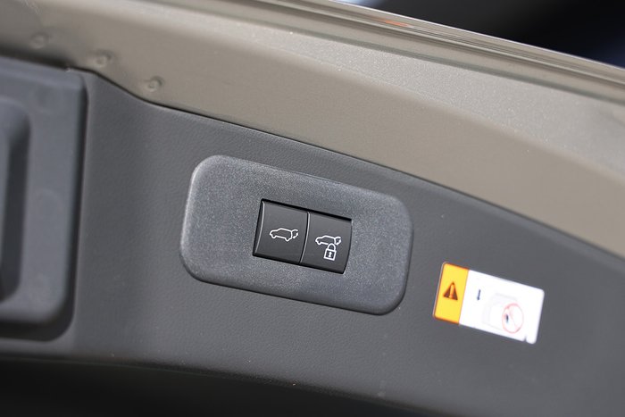 2025 Lexus NX350H NX350h Luxury 2.5L Hybrid Auto CVT Wagon 2M00500 001