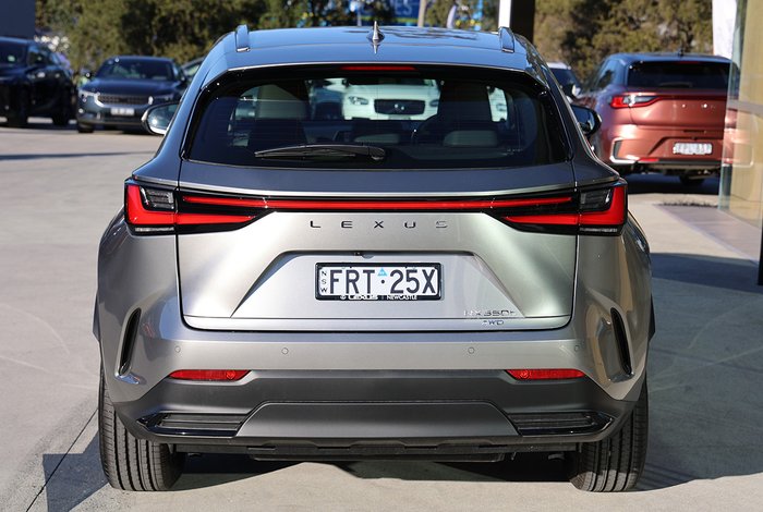 2025 Lexus NX350H NX350h Luxury 2.5L Hybrid Auto CVT Wagon 2M00500 001