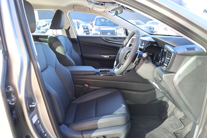 2025 Lexus NX350H NX350h Luxury 2.5L Hybrid Auto CVT Wagon 2M00500 001