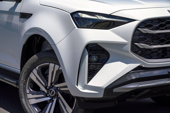 2025 Isuzu MU-X LS-T