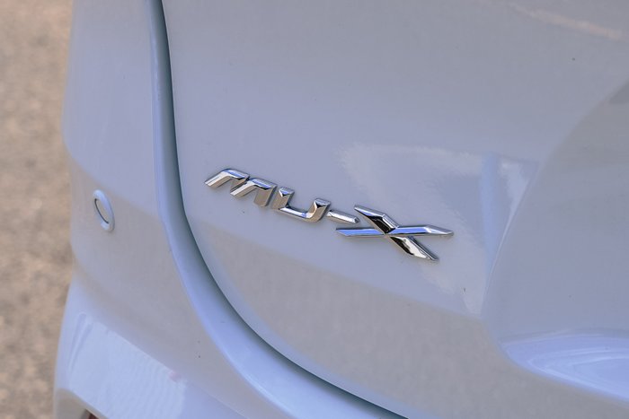 2025 Isuzu MU-X LS-T