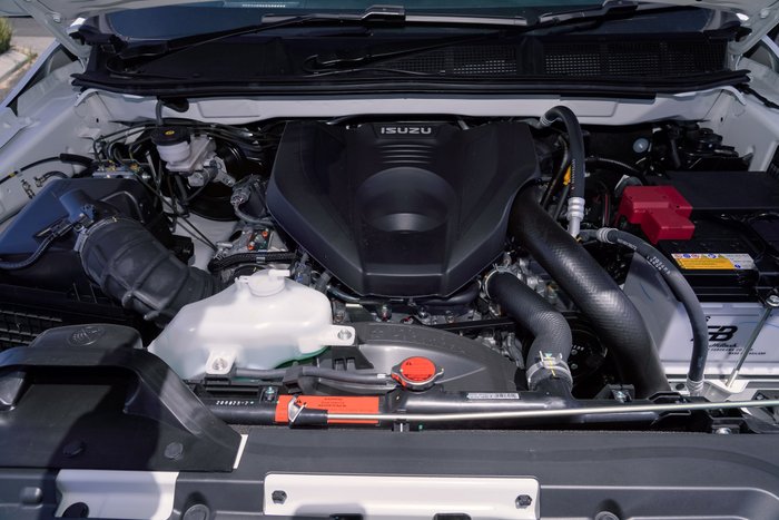 2025 Isuzu MU-X LS-T