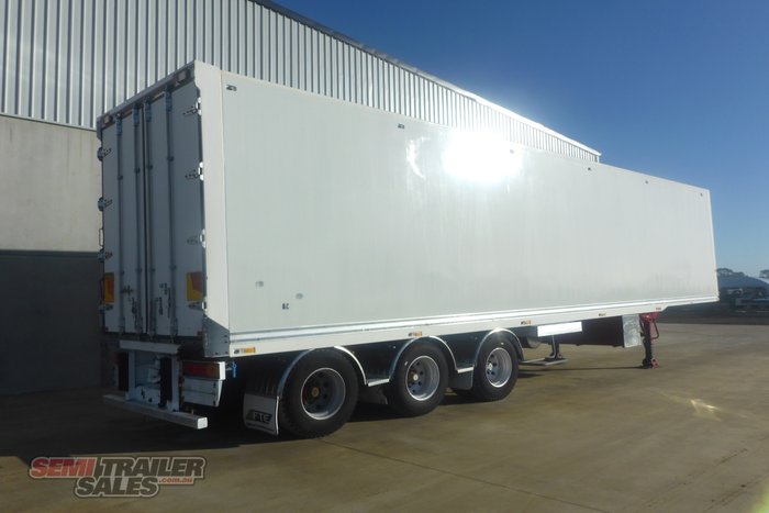 2010 FTE 22 Pallet Refrigerated Pantech with Meat Rails (Road Train Lead)