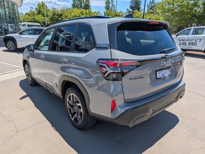 2025 Subaru Forester Touring