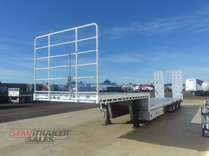 2011 Maxitrans Semi Dropdeck With Ramps - RENTAL