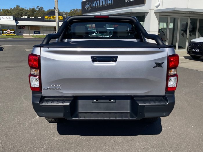 2025 ISUZU D-MAX LS-M XR