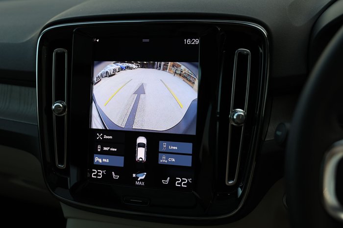 2022 Volvo XC40 T4 Inscription