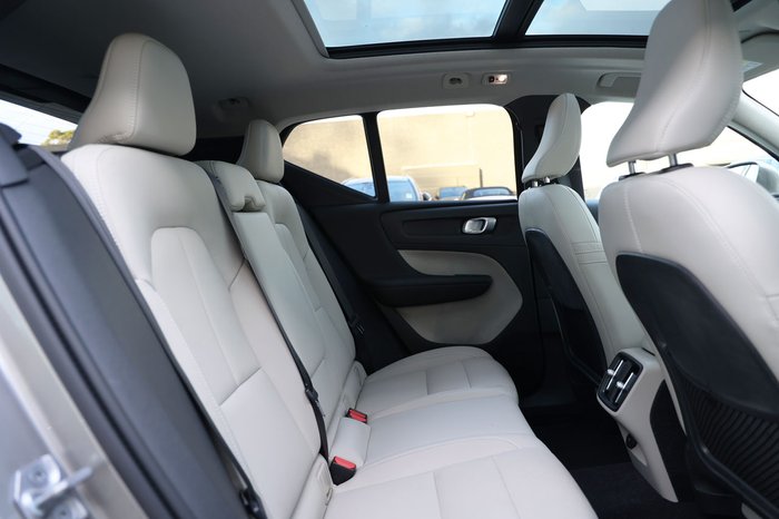 2022 Volvo XC40 T4 Inscription