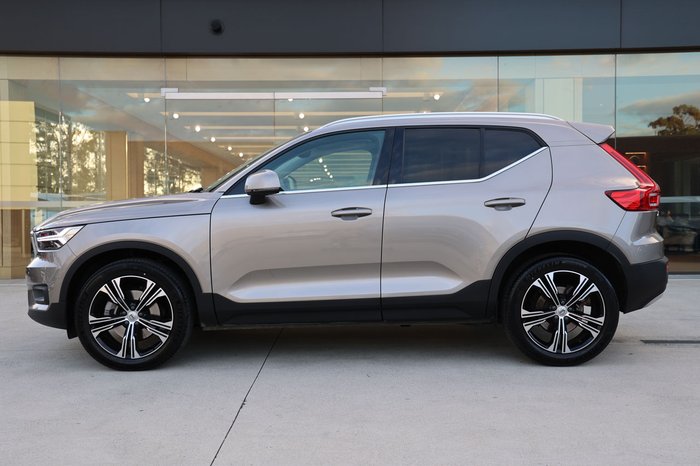 2022 Volvo XC40 T4 Inscription