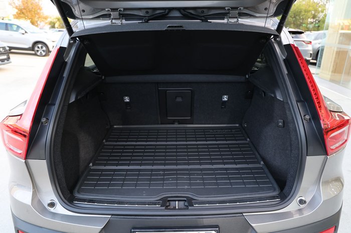 2022 Volvo XC40 T4 Inscription