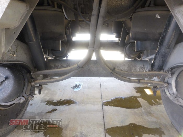 2005 Maxitrans 34FT Refrigerated Pantech STAT WRITE OFF