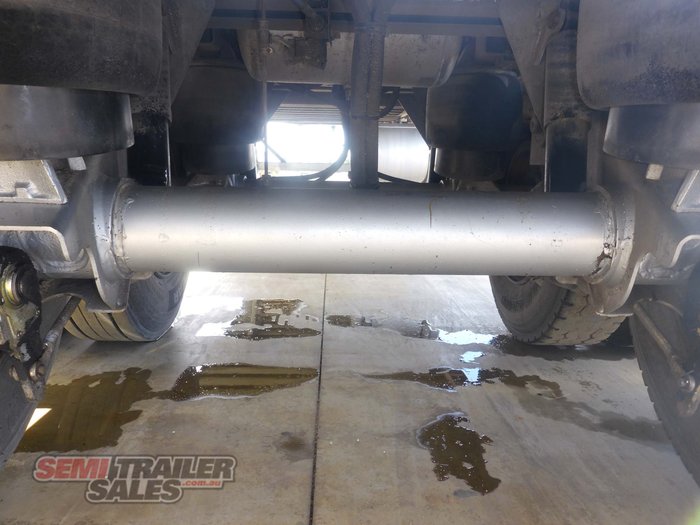 2005 Maxitrans 34FT Refrigerated Pantech STAT WRITE OFF