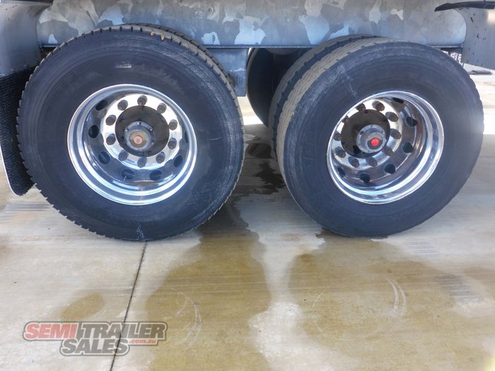 2005 Maxitrans 34FT Refrigerated Pantech STAT WRITE OFF