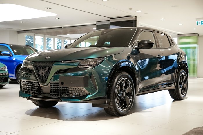 2025 Alfa Romeo Junior