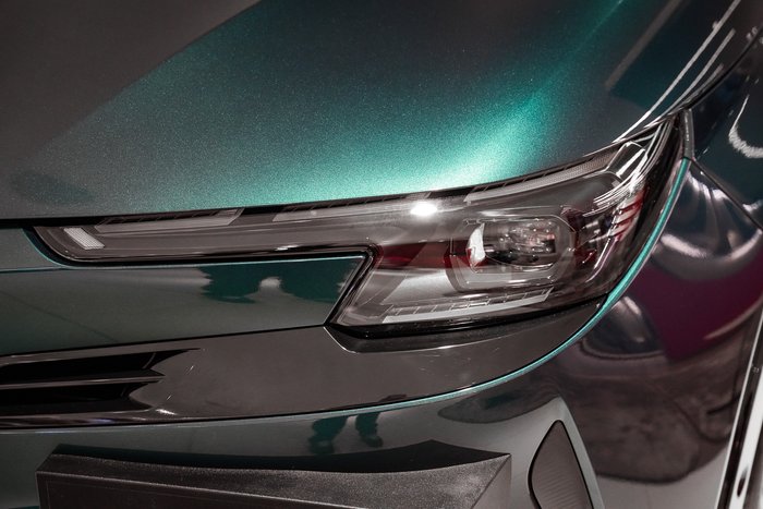 2025 Alfa Romeo Junior Ibrida