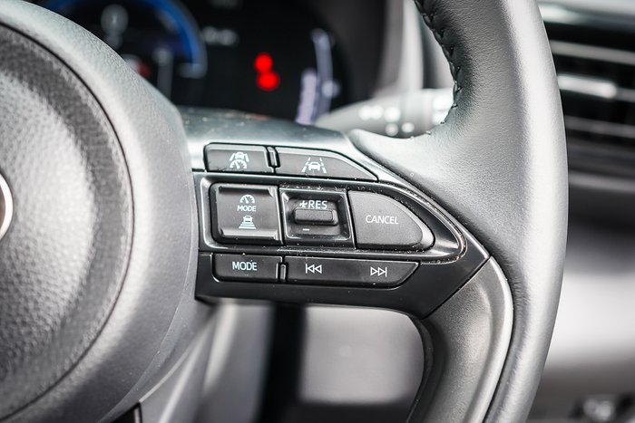 2024 Toyota Yaris Cross Hybrid GX