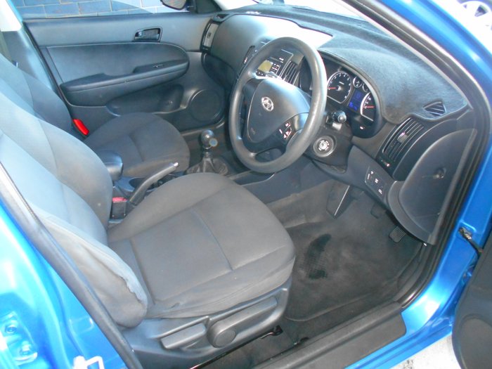 2009 HYUNDAI I 30