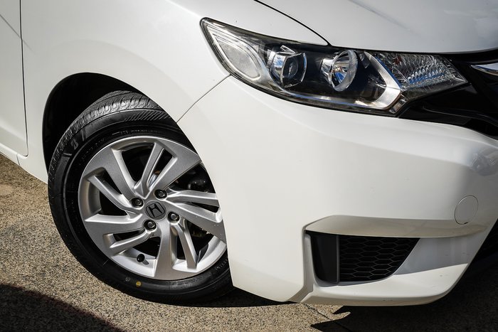 2017 HONDA JAZZ VTi