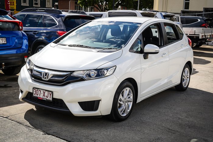 2017 HONDA JAZZ VTi