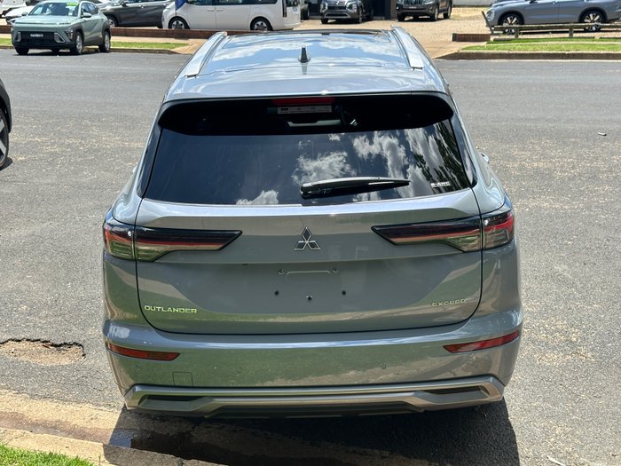 2025 MITSUBISHI OUTLANDER EXCEED
