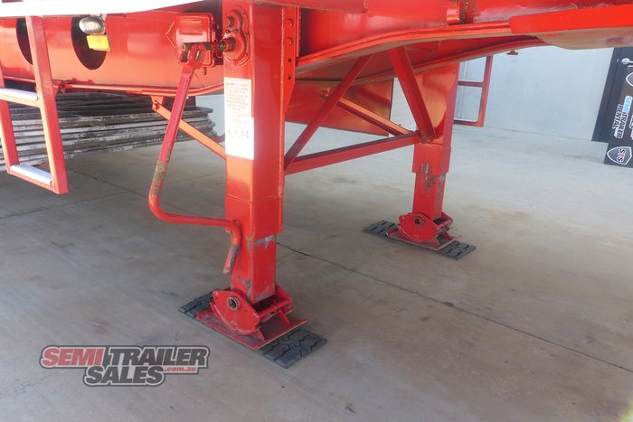 2014 Vawdrey 12 Pallet Flat Top A Trailer