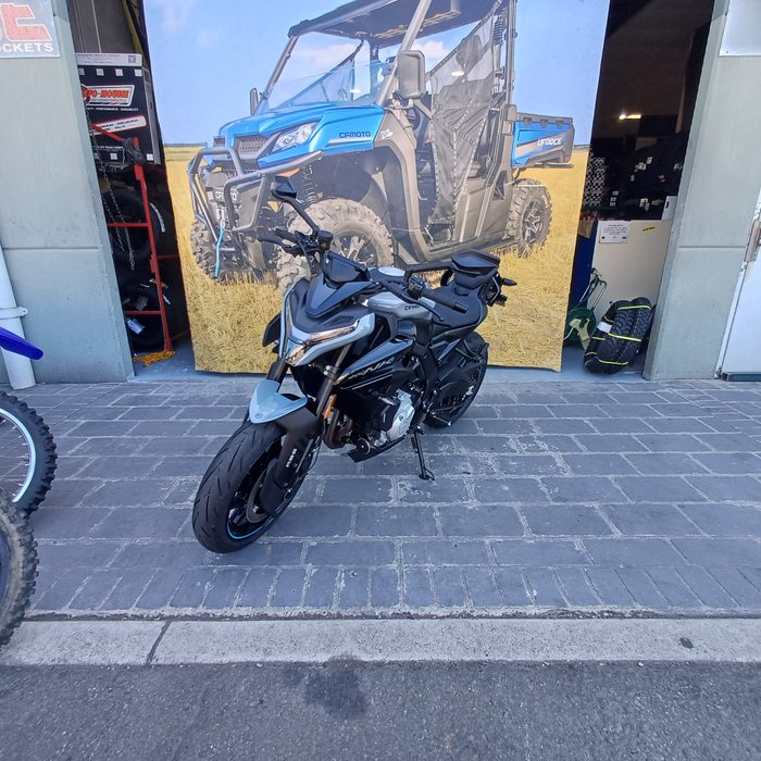 2025 CFMOTO 675NK TUNDRA GREY