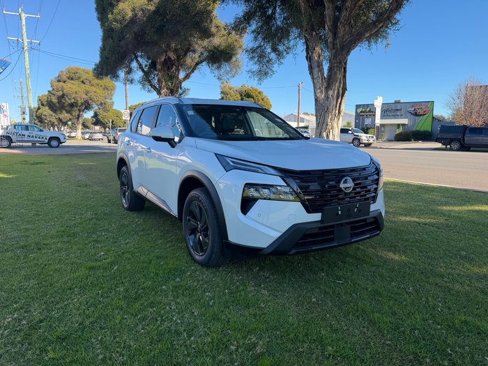 2026 NISSAN X-TRAIL