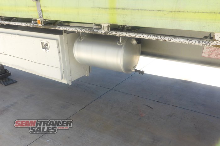 2009 Vawdrey 22 Palelt Curtainsider