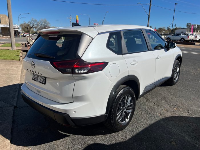 2026 NISSAN XTRAIL ST