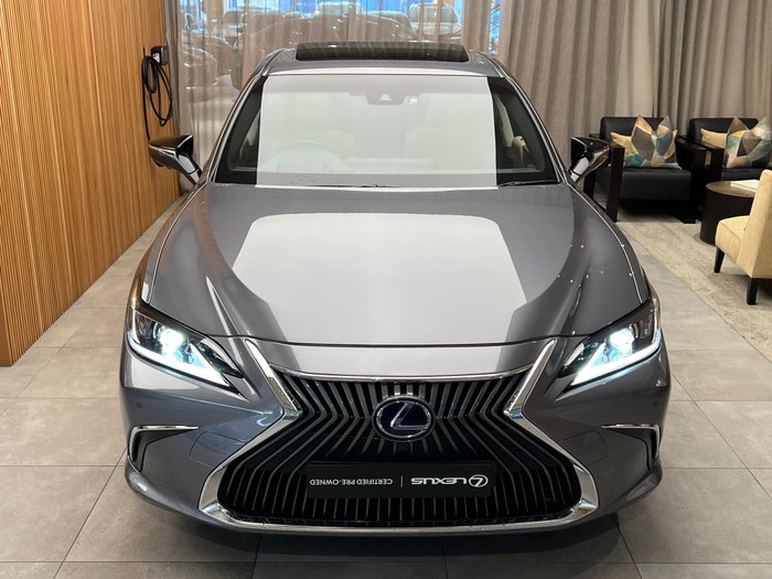 2019 Lexus ES300h Luxury 2.5L Hybrid Auto CVT Sedan