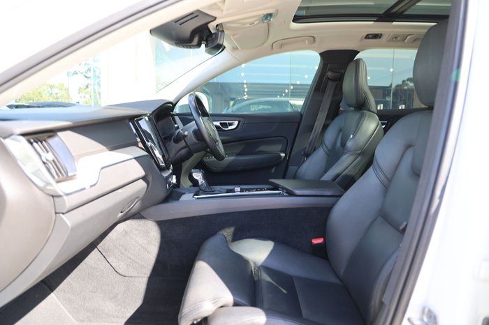 2020 Volvo XC60 T5 Inscription