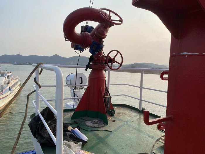 2007 COMMERCIAL Workboat