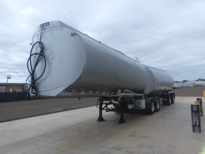 2003 Marshall Lethlean Tanker B Double Set