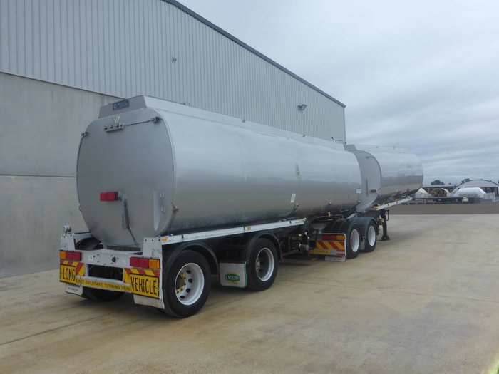 2003 Marshall Lethlean Tanker B Double Set