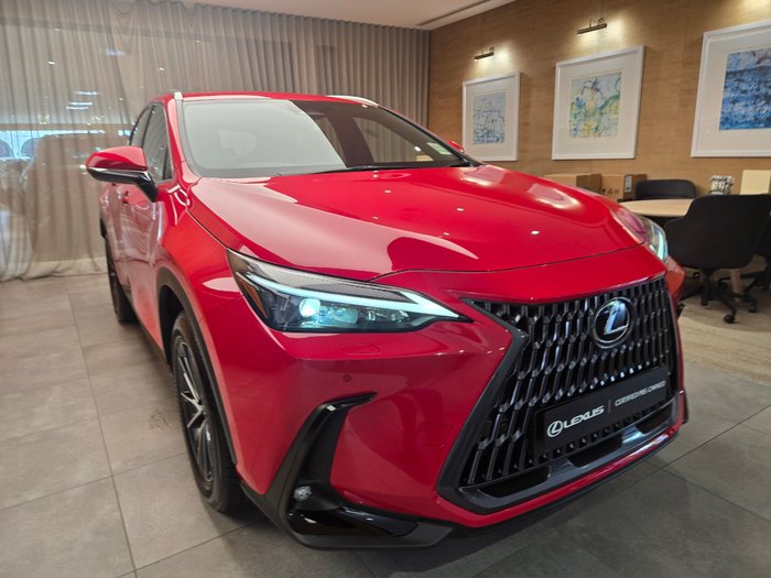 2025 Lexus NX350H Luxury 2WD