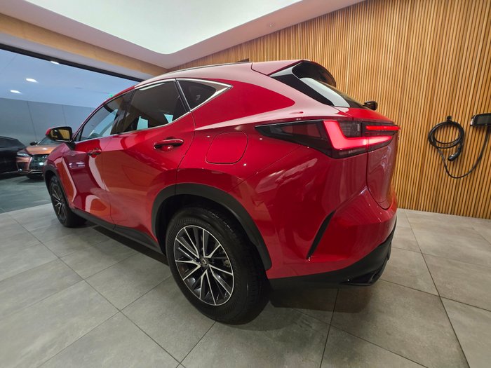 2025 Lexus NX350H Luxury 2WD
