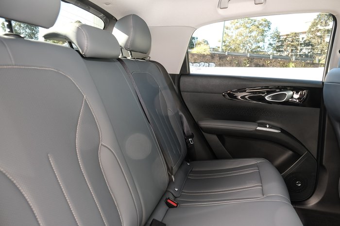 2027 Geely Ex2