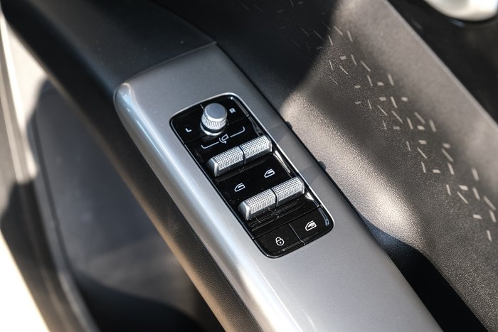2027 Geely Ex2