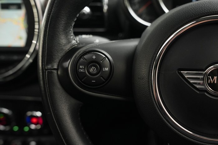 2017 MINI Clubman Cooper
