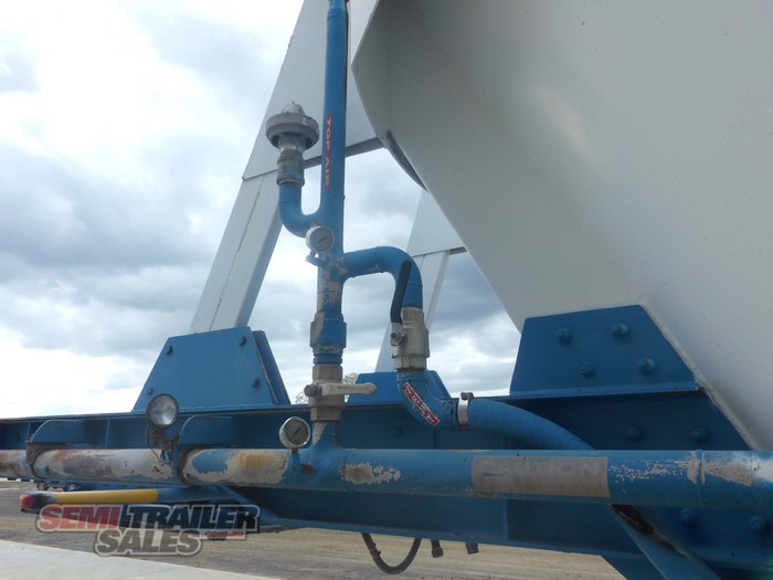 1990 Airgas Engineering Bulk Tanker B Double Set