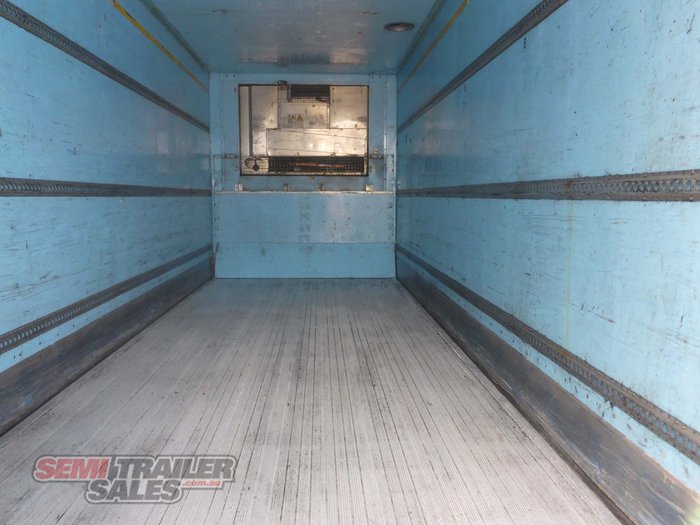 2006 Maxitrans 12 Pallet Refrigerated Rollback Pantech A Trailer
