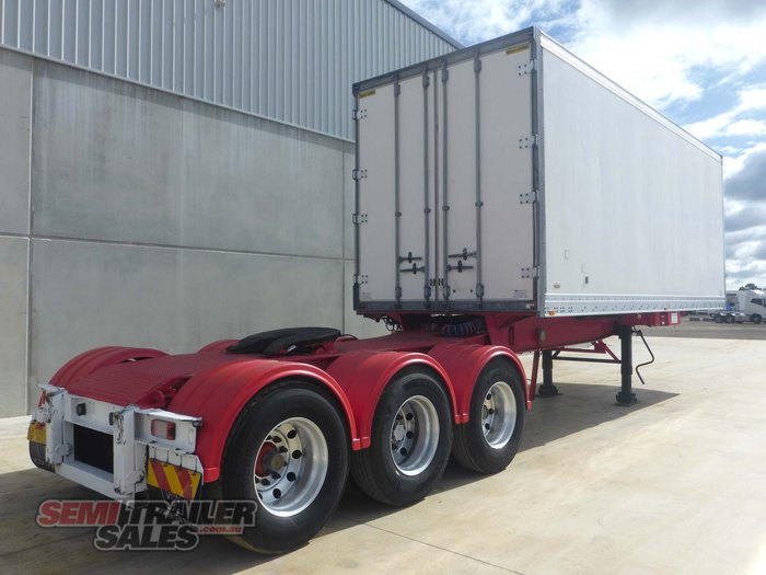 2006 Maxitrans 12 Pallet Refrigerated Rollback Pantech A Trailer