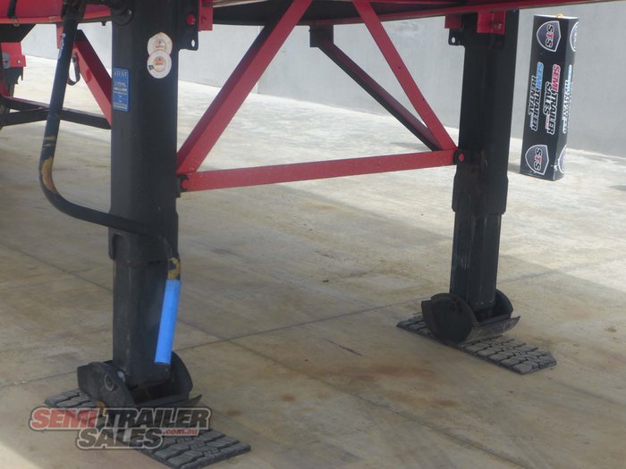 2006 Maxitrans 12 Pallet Refrigerated Rollback Pantech A Trailer