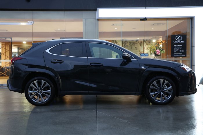2025 Lexus UX300h F Sport 2WD 2.0L Hybrid Auto E-CVT SUV