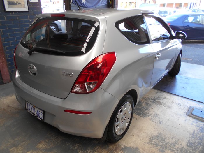 2012 HYUNDAI I 20
