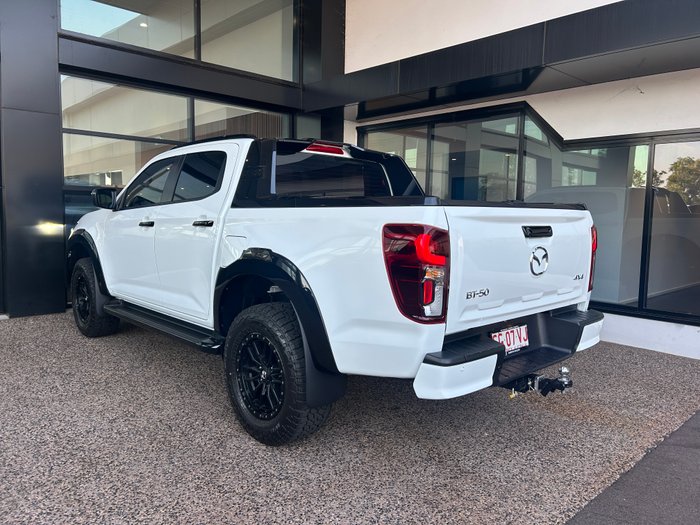 2025 Mazda BT-50 SP